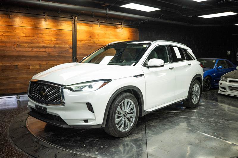 Used 2023 INFINITI QX50 Luxe w/ Cargo Package image 2