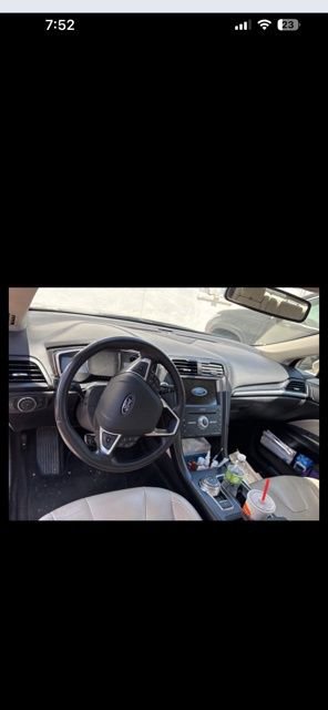 Used 2017 Ford Fusion Titanium FWD image 9