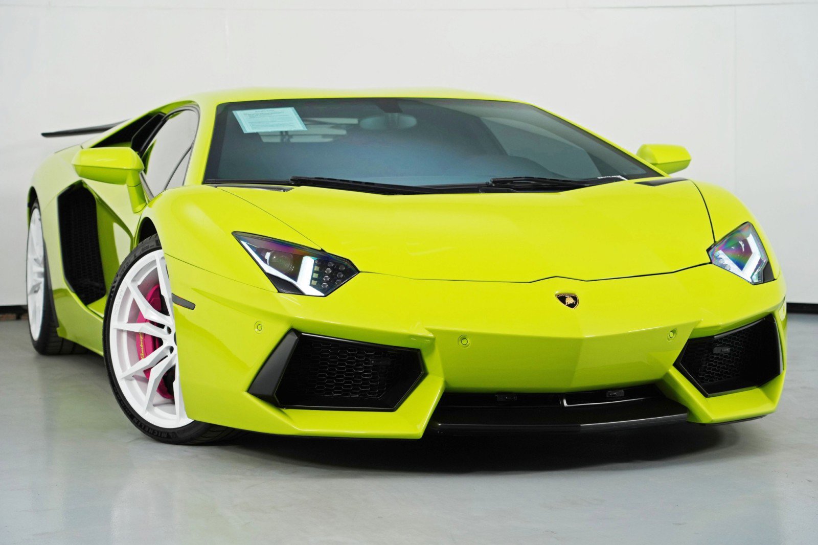 Used 2015 Lamborghini Aventador LP 700-4 image 5