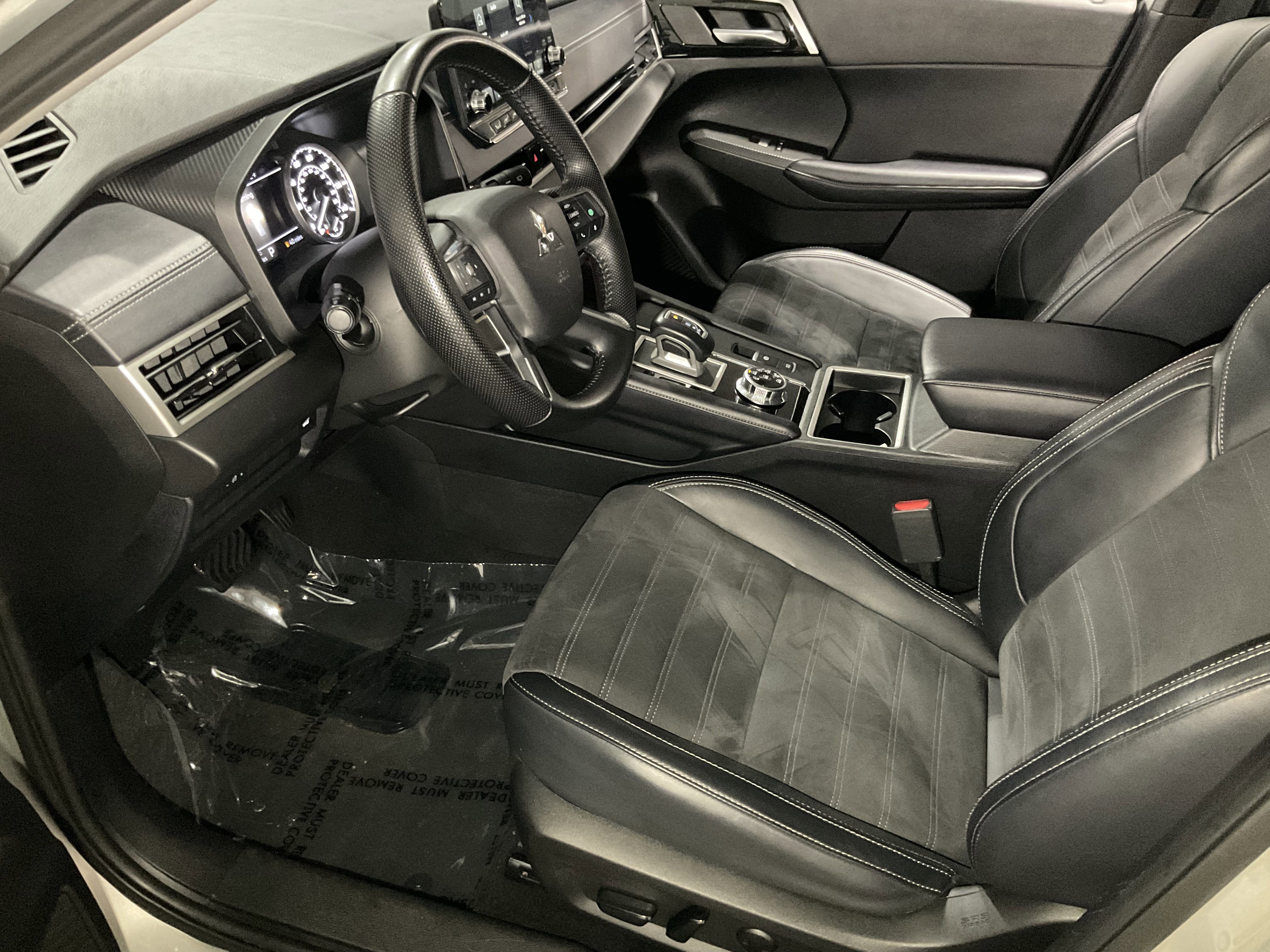 Used 2024 Mitsubishi Outlander Ralliart image 20