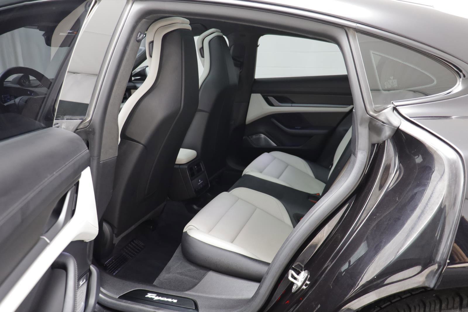 Used 2020 Porsche Taycan Turbo S w/ Premium Package image 15