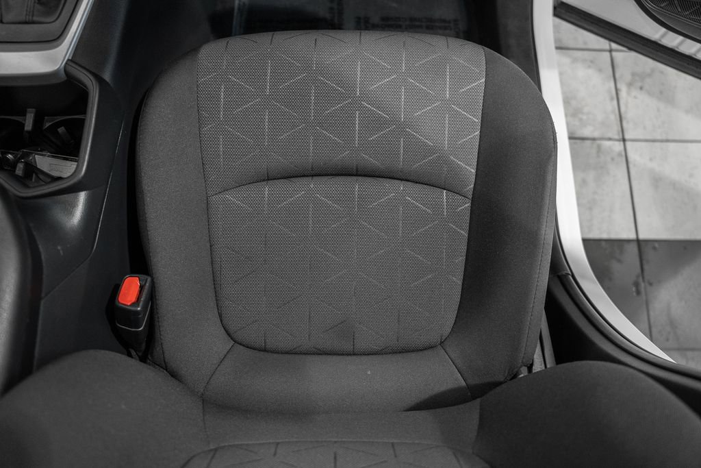 Used 2025 Toyota RAV4 XLE image 30