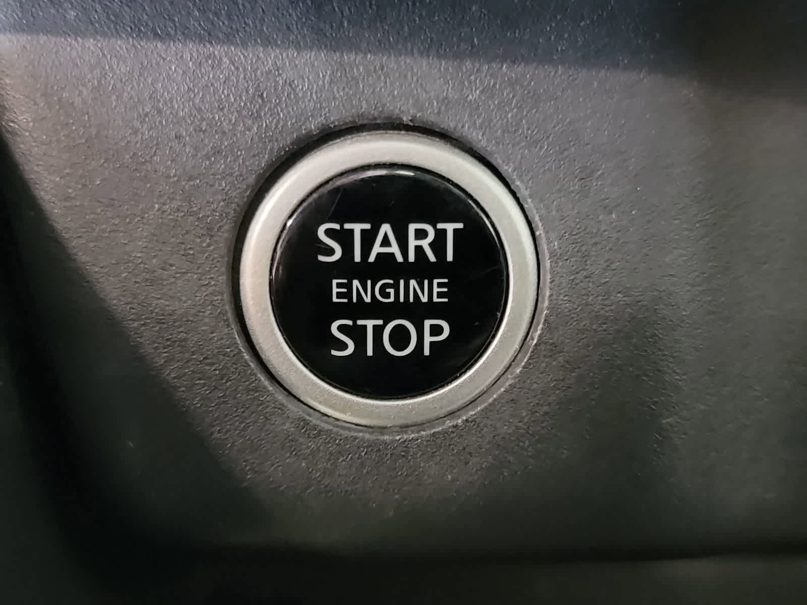 Used 2021 Nissan Rogue SV AWD/4WD image 20