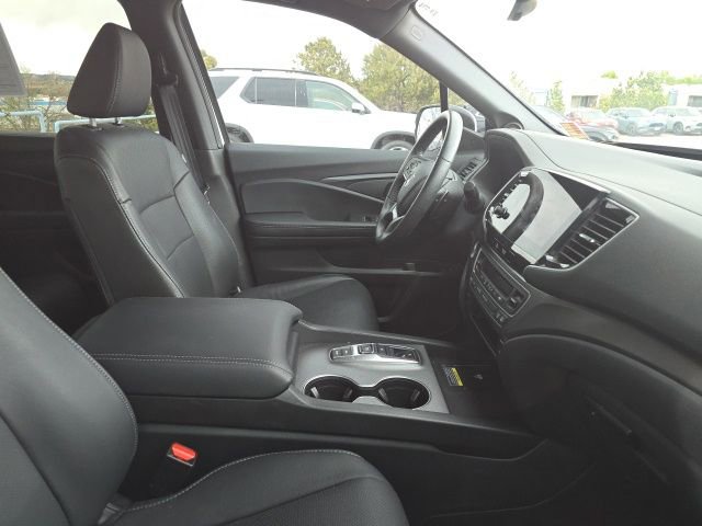 Used 2024 Honda Passport EX-L image 10