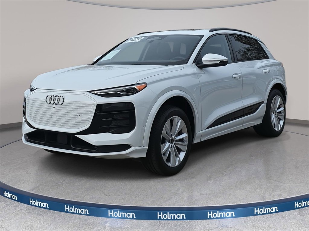 Certified 2025 Audi Q6 e-tron Premium w/ Convenience Package image 7