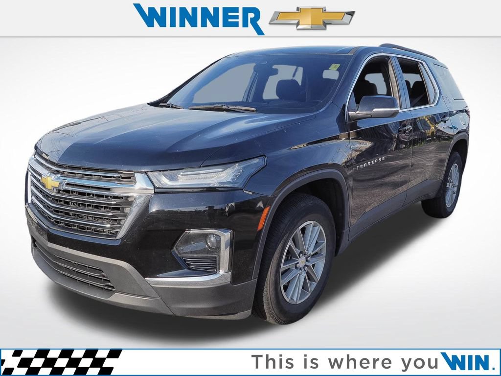 Used 2023 Chevrolet Traverse LT