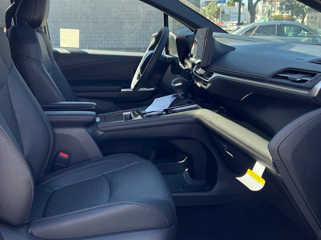 New 2026 Toyota Sienna Limited AWD/4WD image 18