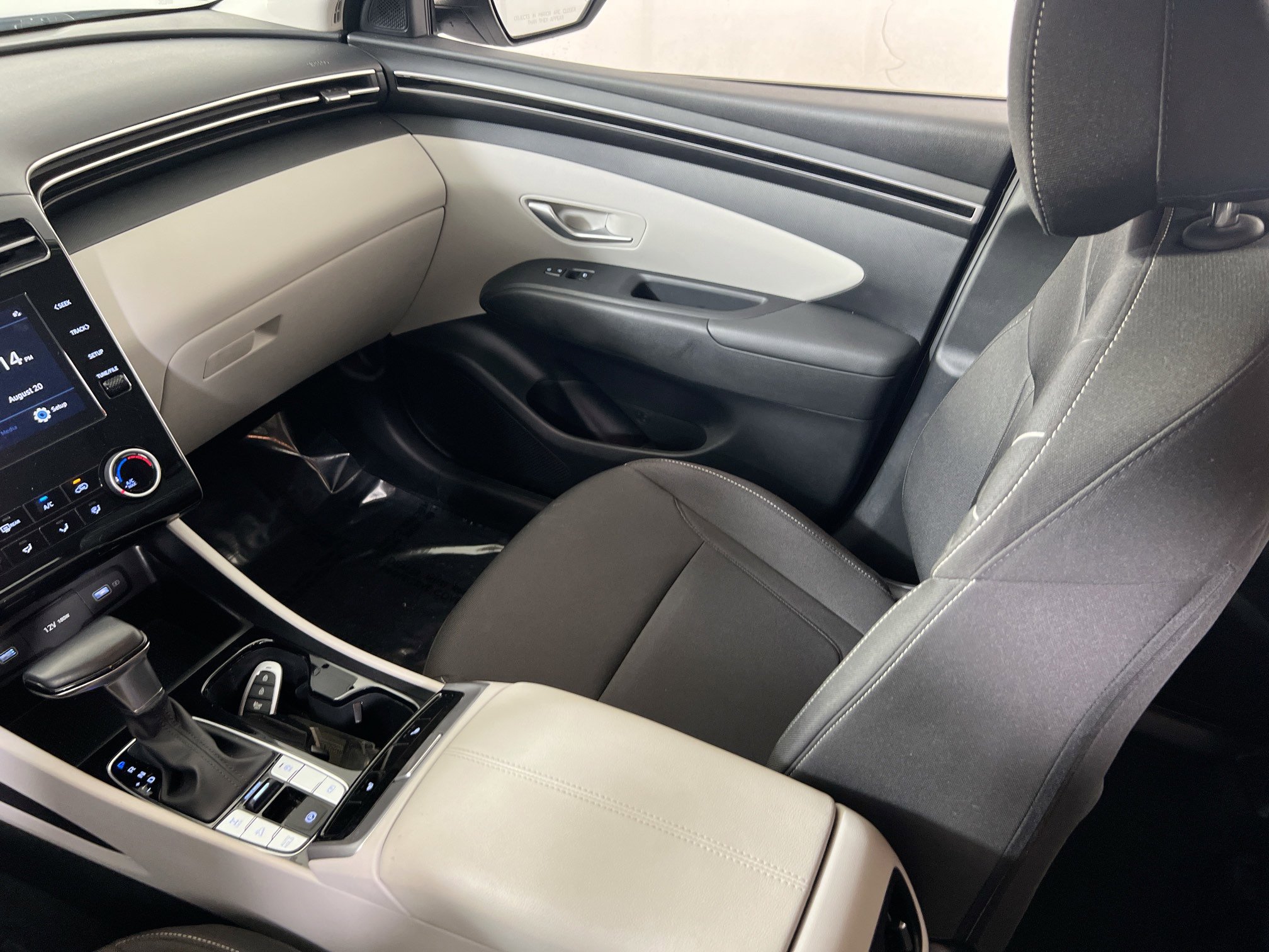 Used 2022 Hyundai Tucson SEL w/ Cargo Package image 22