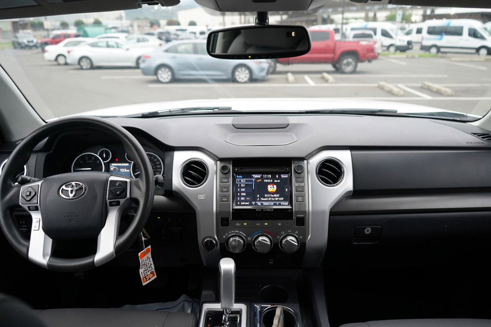 Used 2017 Toyota Tundra SR5 image 18
