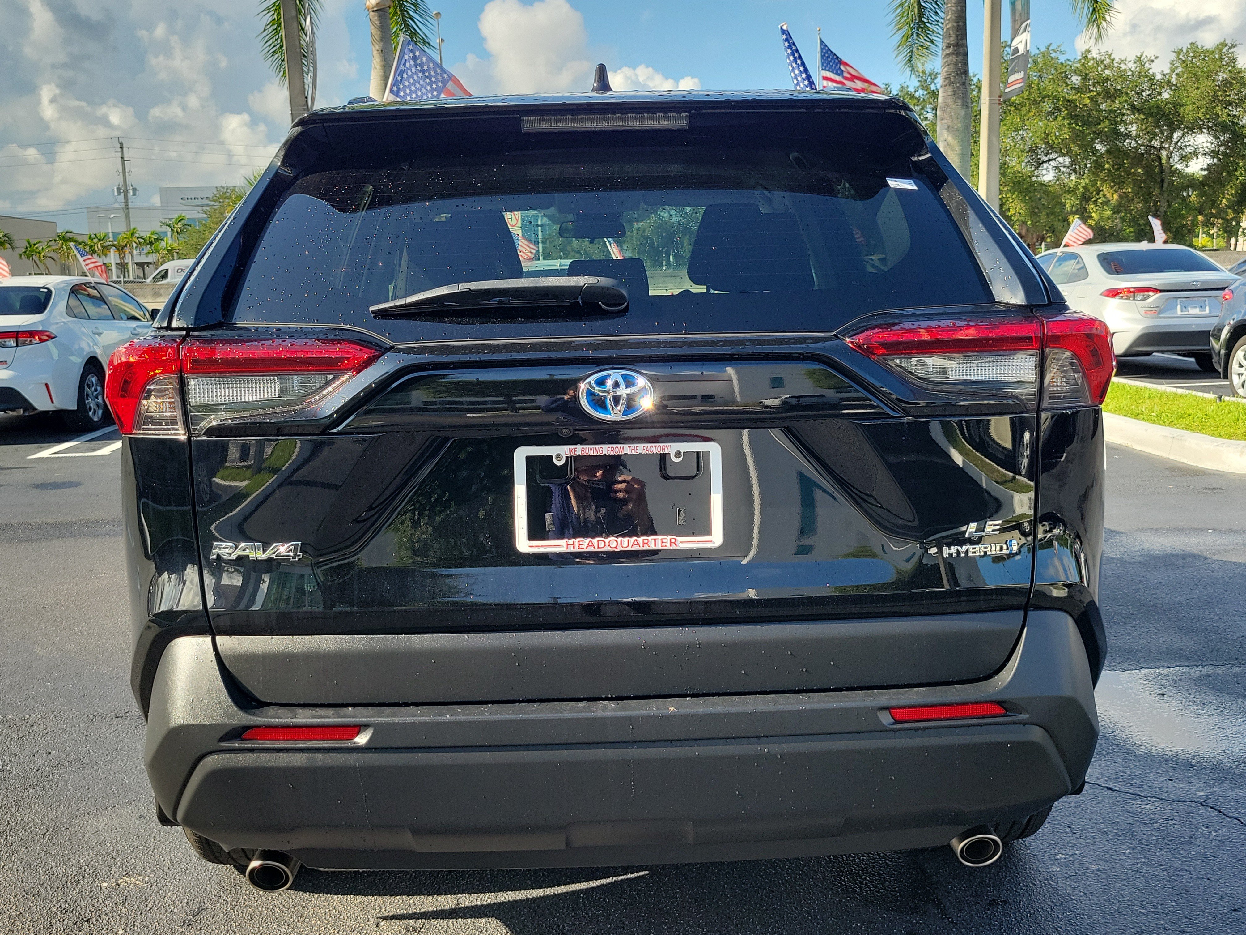Used 2023 Toyota RAV4 LE AWD/4WD image 10
