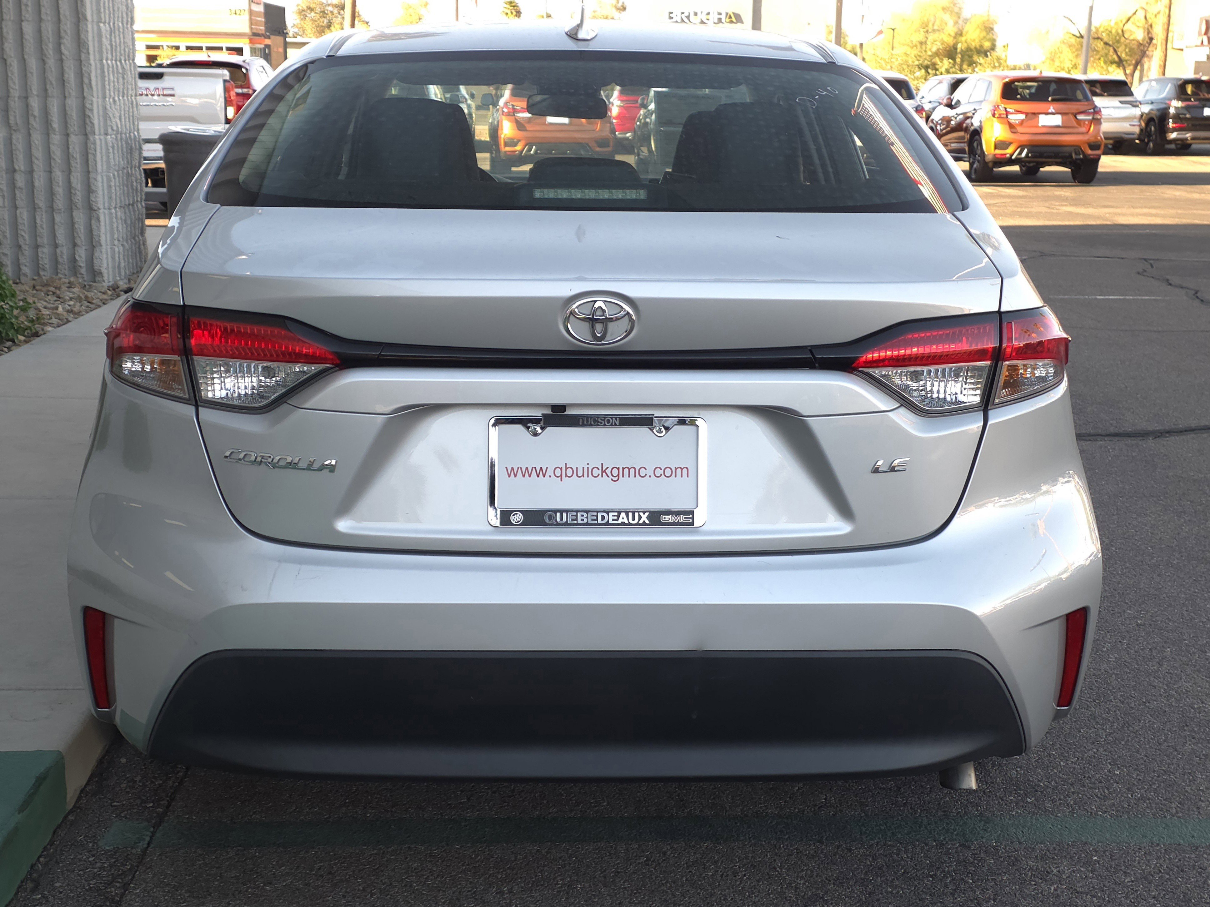 Used 2023 Toyota Corolla LE image 3
