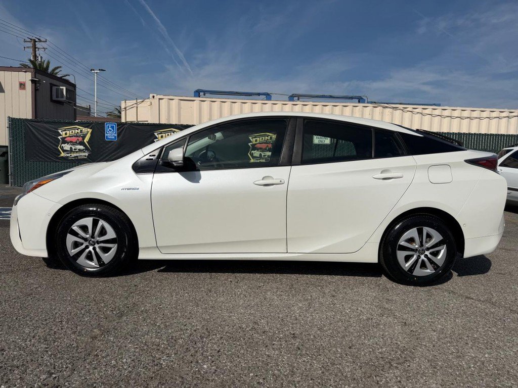 Used 2018 Toyota Prius Two w/ Prius Two Safety Plus Package FWD image 10
