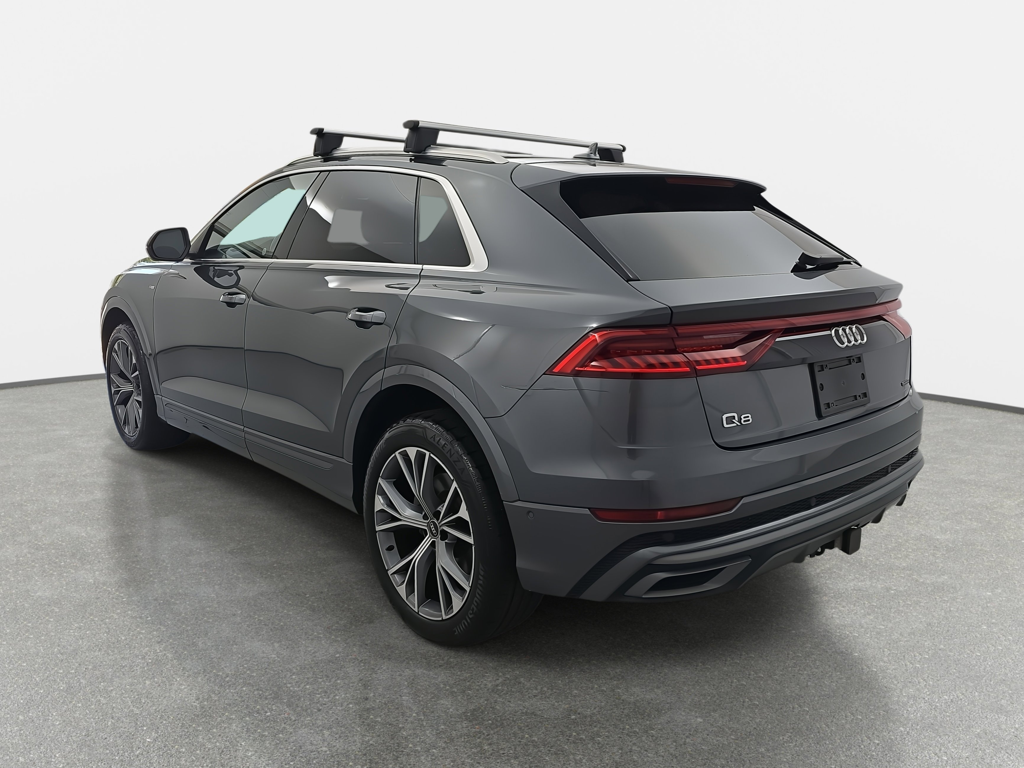 Used 2021 Audi Q8 Premium Plus image 14