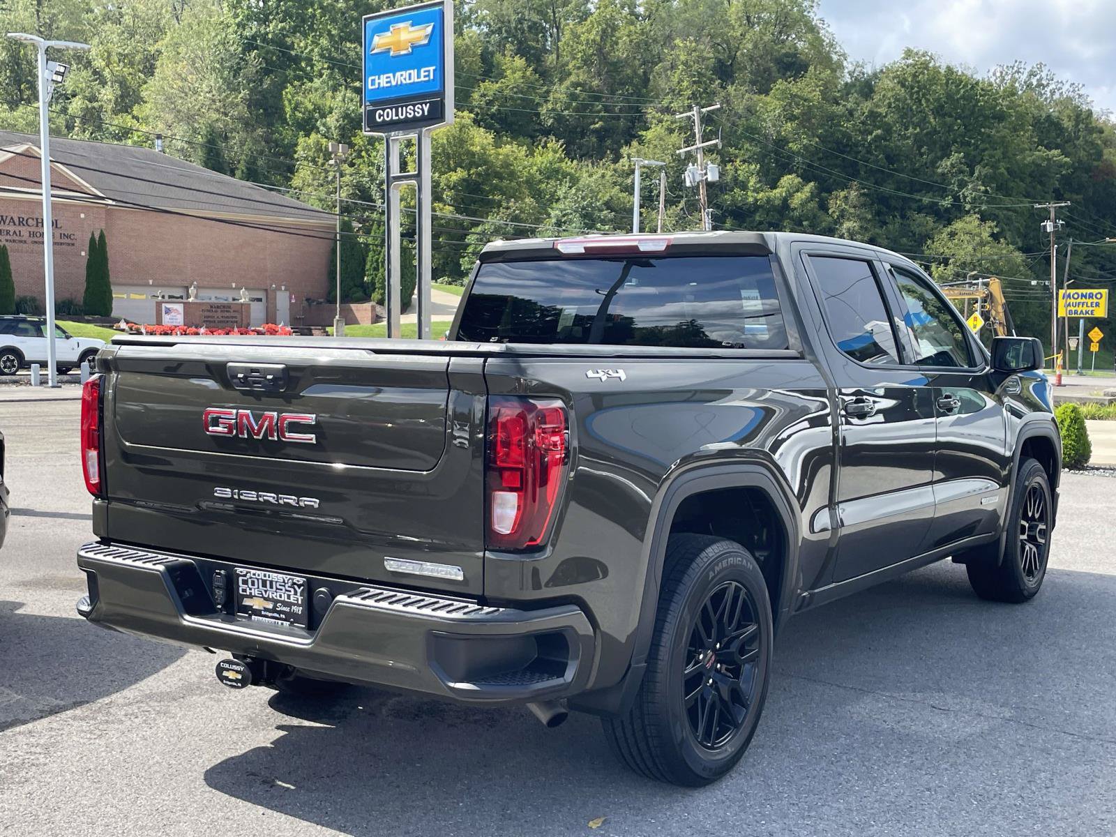 Certified 2023 GMC Sierra 1500 Elevation AWD/4WD image 3
