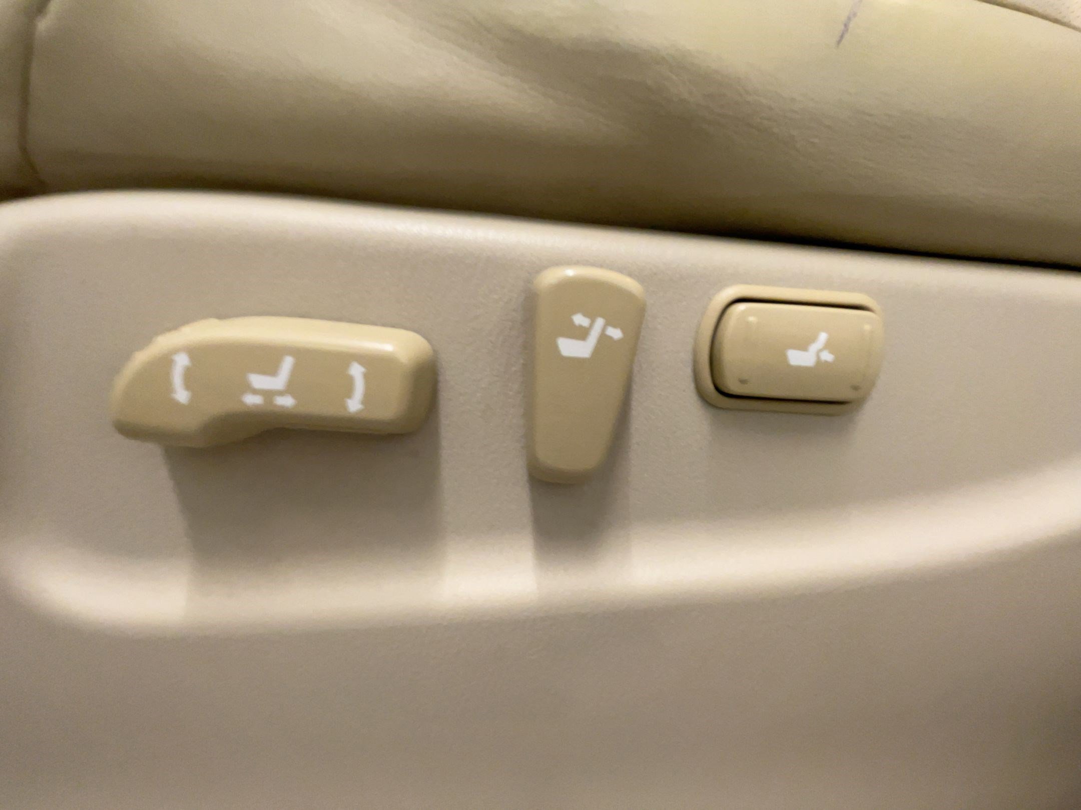 Used 2011 INFINITI QX56 4WD w/ Theater Pkg image 19