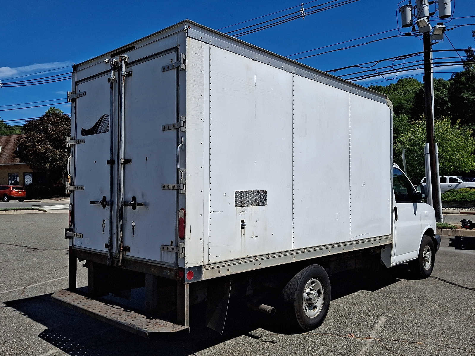 Used 2016 Chevrolet Express 3500 image 6