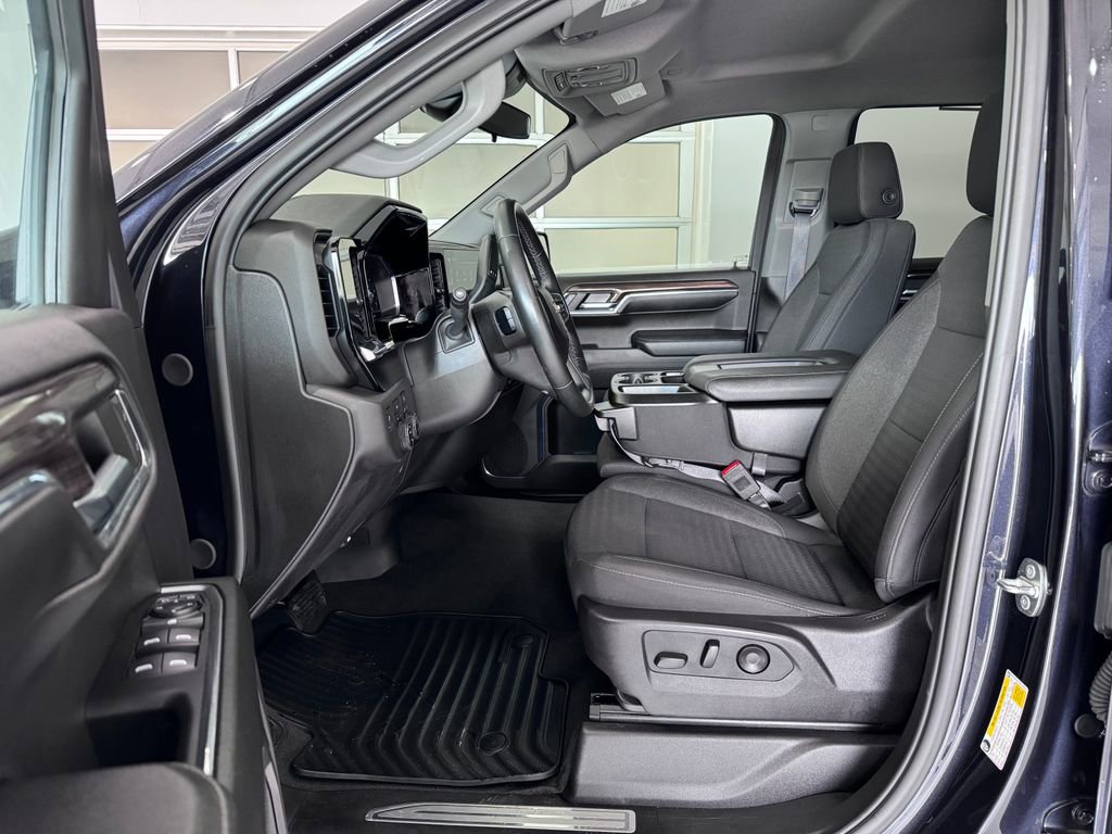 Certified 2024 Chevrolet Silverado 1500 LT image 10