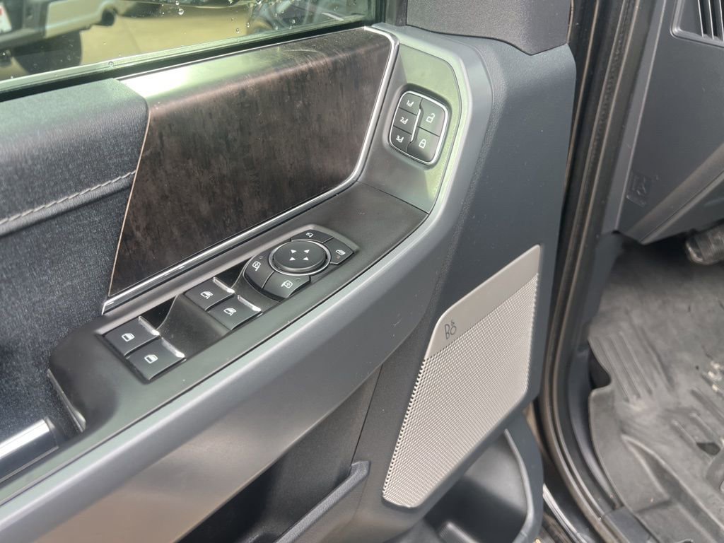 Used 2022 Ford F150 Lariat image 10