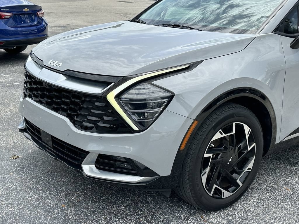 Certified 2023 Kia Sportage SX FWD image 9