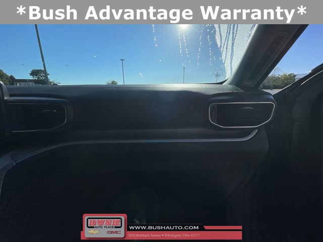 Used 2022 Ford Explorer XLT w/ Equipment Group 202A image 29