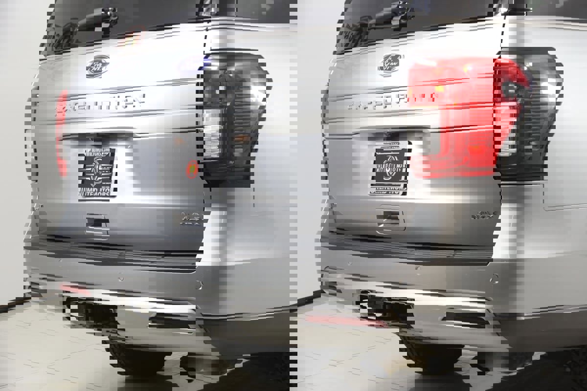 Used 2024 Ford Expedition Max XLT image 41