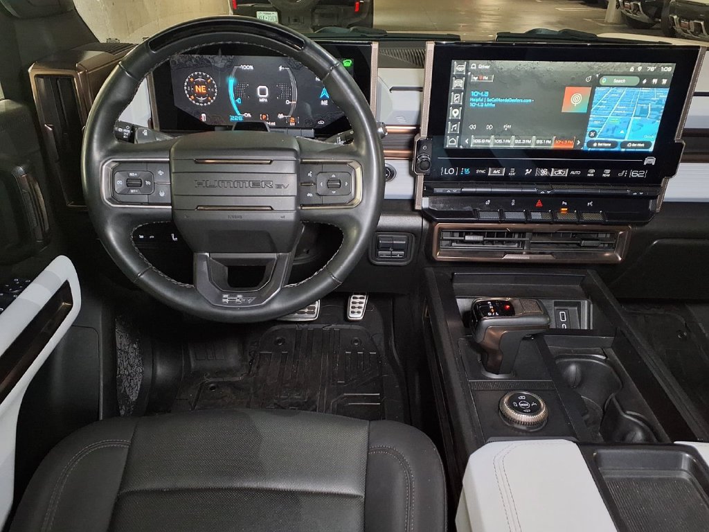 Used 2024 GMC Hummer EV 2X w/ LPO, Sport Package AWD/4WD image 17