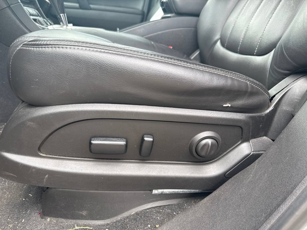 Used 2017 Buick Enclave Leather AWD/4WD image 14