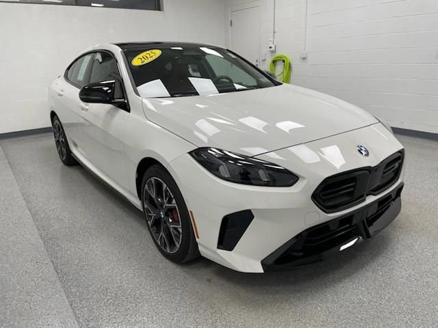 Certified 2025 BMW M235i xDrive w/ Premium Package AWD/4WD image 5