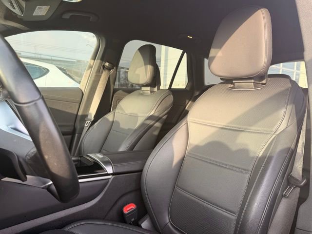 Used 2023 Mercedes-Benz GLC 300 4MATIC image 13