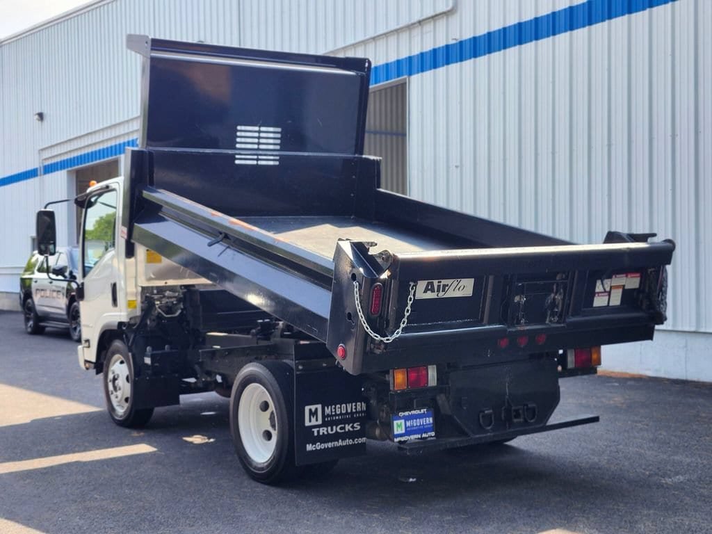 Used 2024 Chevrolet Low Cab Forward RWD image 3