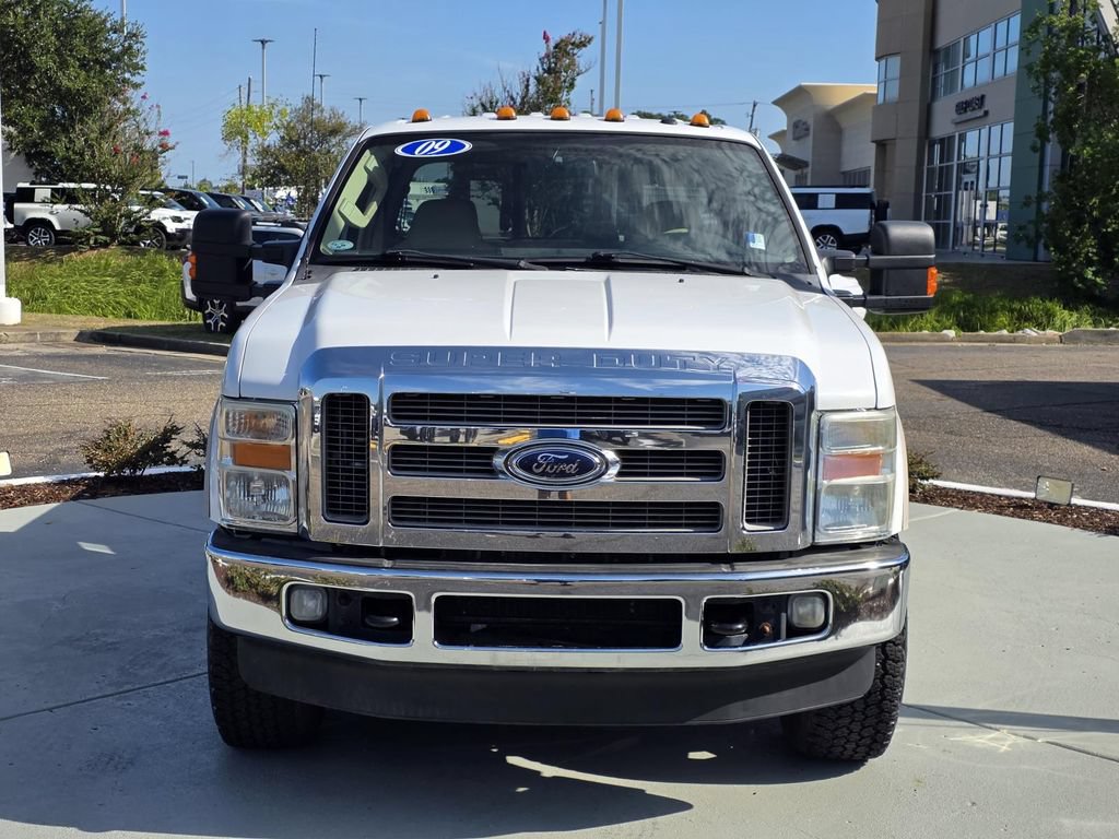 Used 2009 Ford F350 Lariat AWD/4WD image 2
