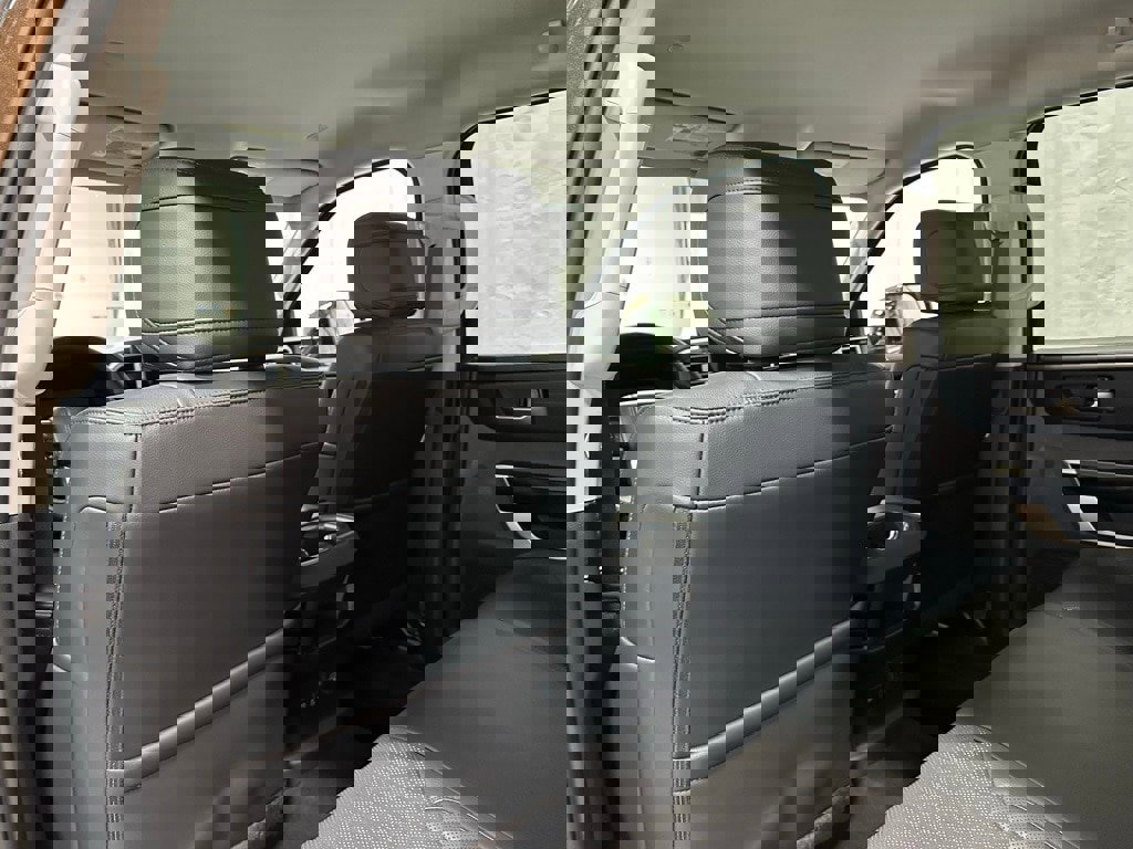 Used 2024 Toyota Tundra Limited image 47