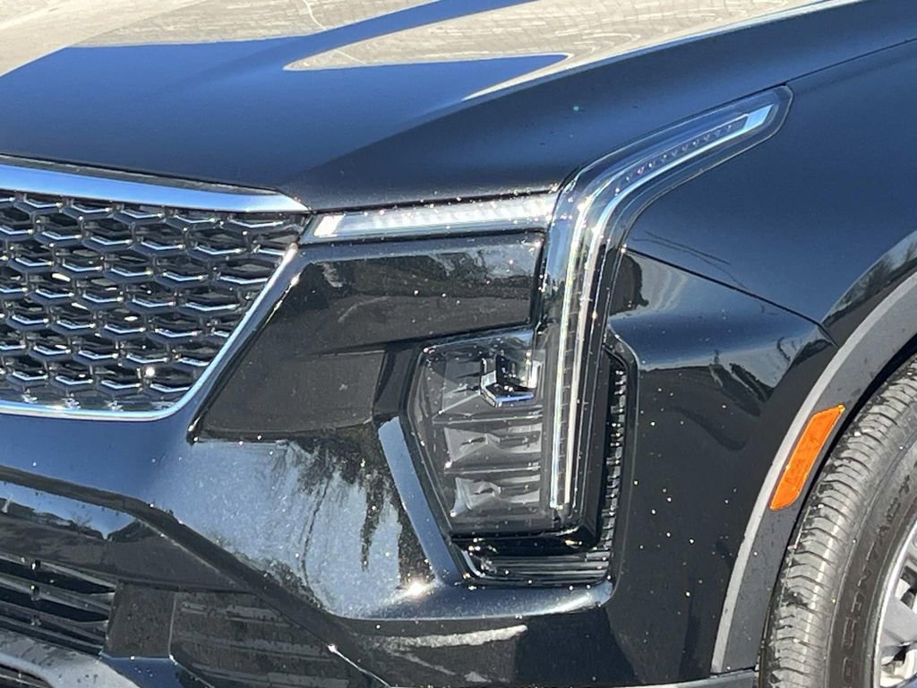 Certified 2025 Cadillac XT4 Premium Luxury w/ Technology Package image 9