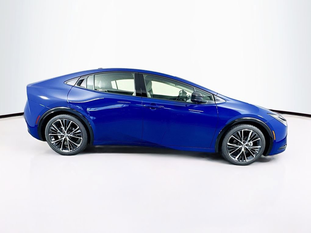New 2026 Toyota Prius XLE FWD image 10