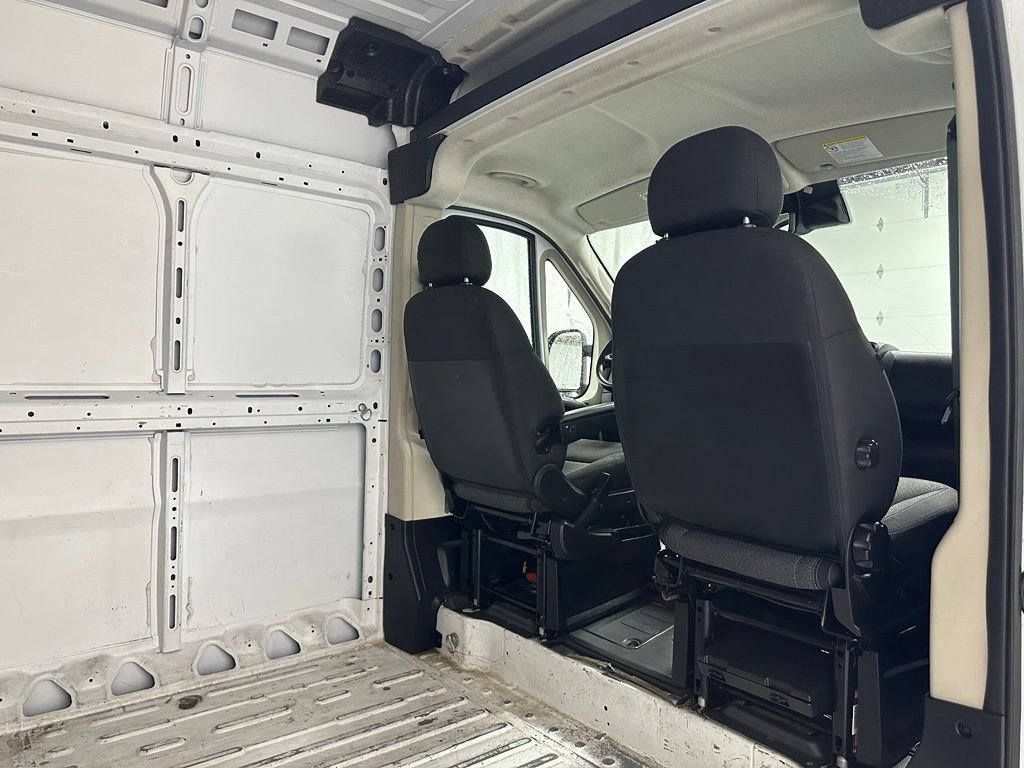 Used 2022 RAM ProMaster 3500 w/ Premium Convenience Group (B) FWD image 42