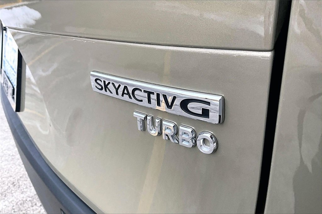 Used 2025 MAZDA CX-50 Meridian Edition image 8