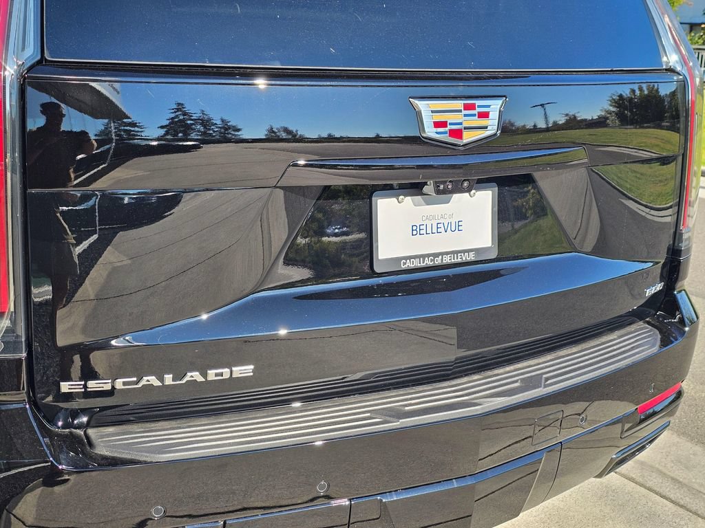New 2026 Cadillac Escalade Platinum Sport AWD/4WD image 15