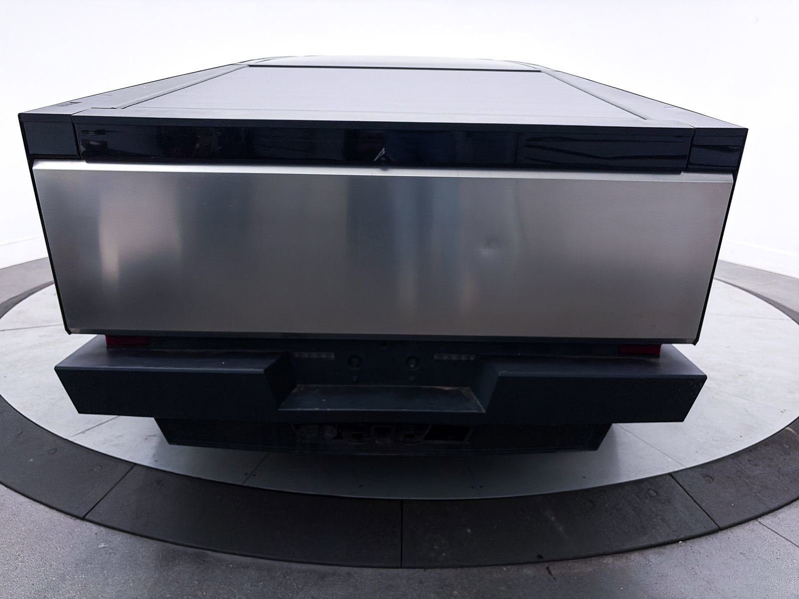 Used 2024 Tesla Cybertruck Cyberbeast image 14