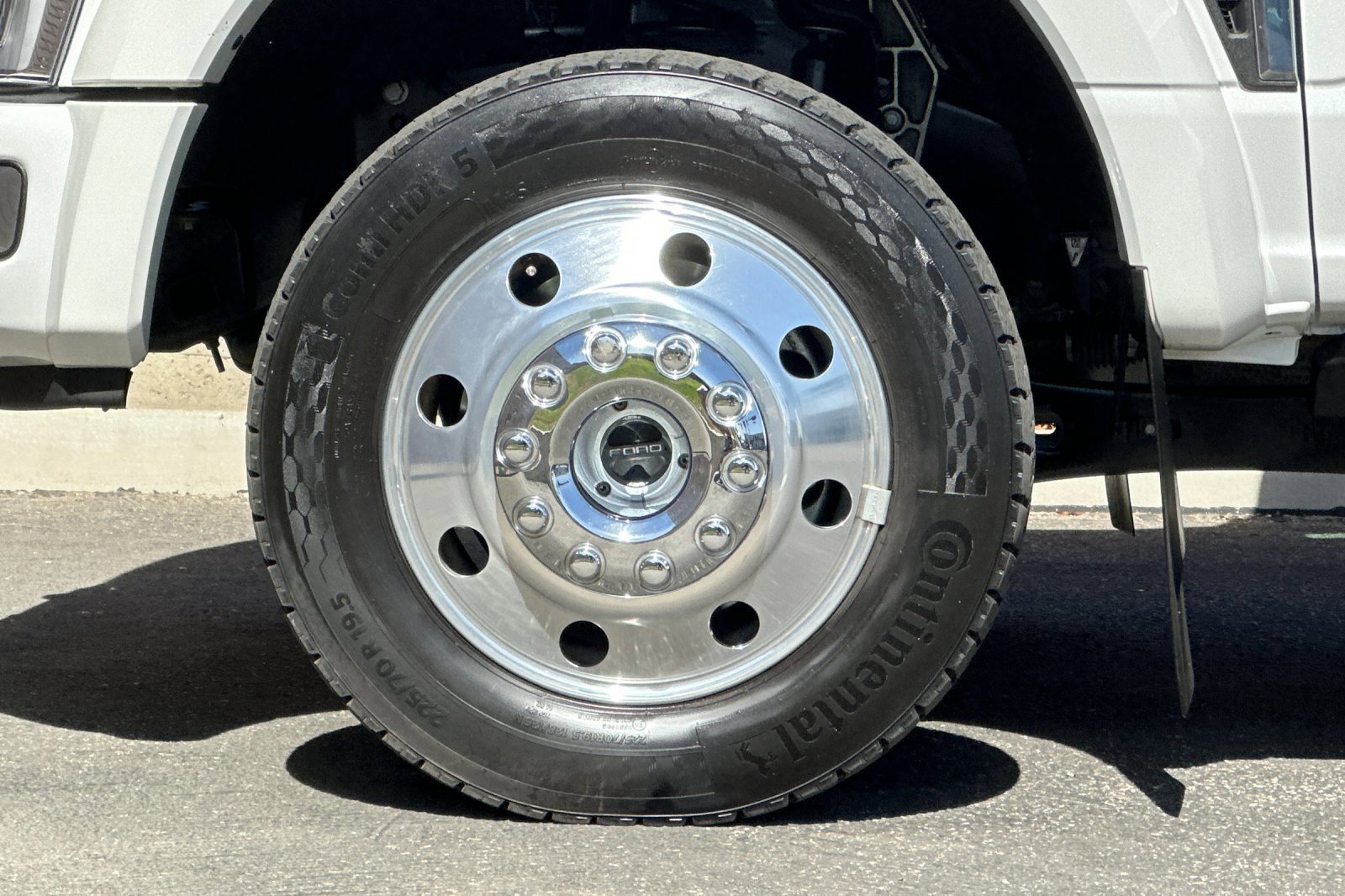 Used 2024 Ford F450 Platinum AWD/4WD image 26