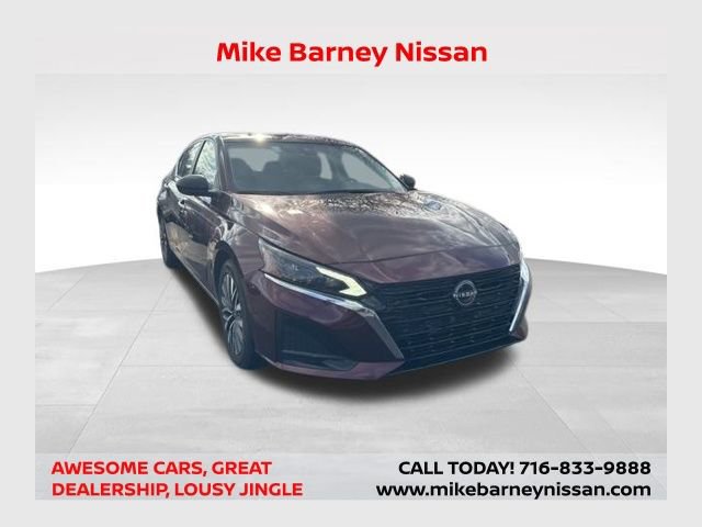 Used 2024 Nissan Altima 2.5 SV