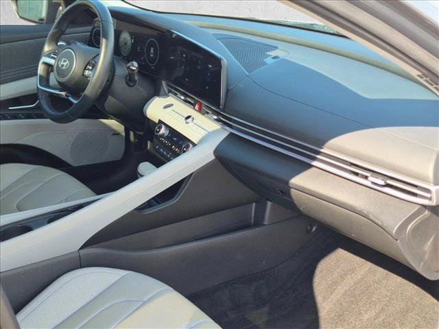 Used 2024 Hyundai Elantra Limited FWD image 25