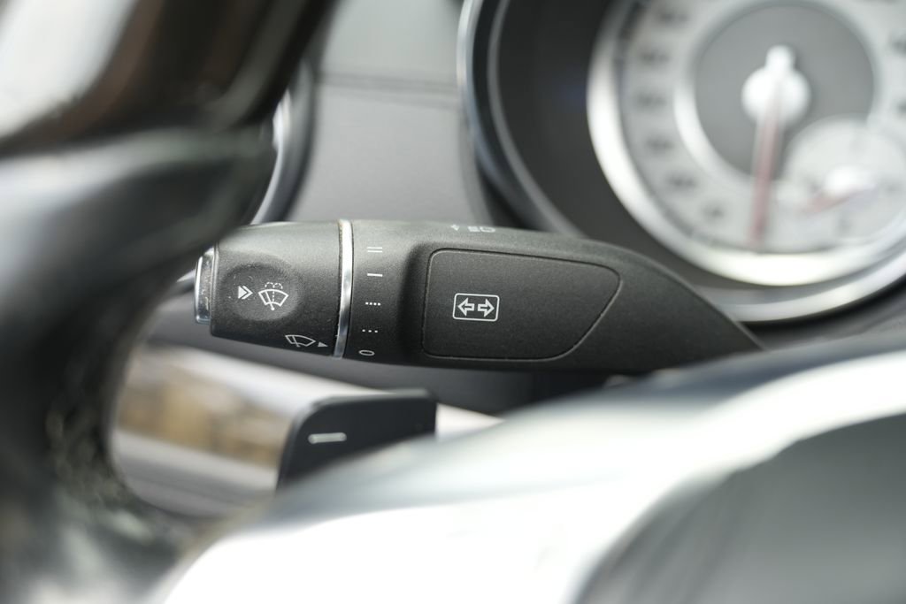 Used 2015 Mercedes-Benz SL 400 image 46