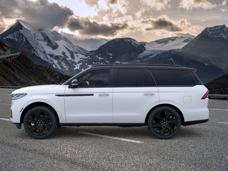 New 2026 Lincoln Navigator Black Label AWD/4WD image 3