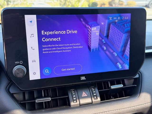 Used 2023 Toyota RAV4 XLE Premium image 6