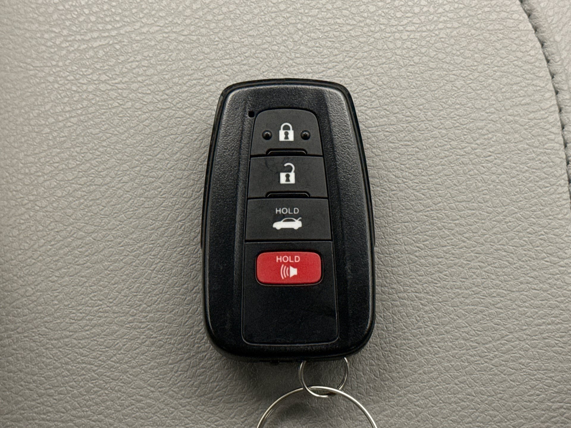 Used 2024 Toyota Camry XLE w/ Cold Weather Package FWD image 21