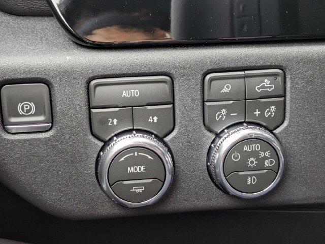 New 2026 GMC Sierra 1500 SLT w/ SLT Convenience Package AWD/4WD image 25