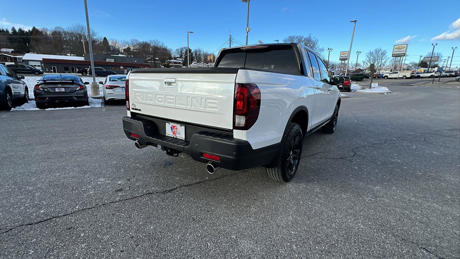 New 2026 Honda Ridgeline Black Edition image 4
