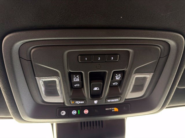 Used 2024 GMC Sierra 2500 Denali Ultimate AWD/4WD image 26