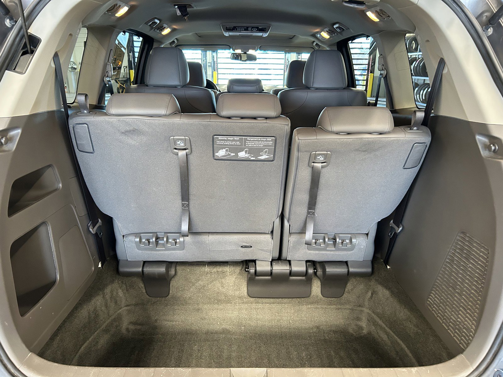 Used 2012 Honda Odyssey Touring image 15