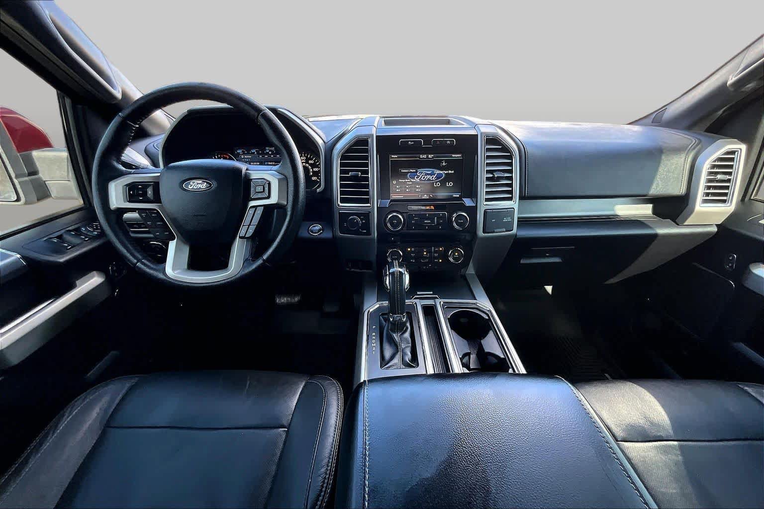 Used 2015 Ford F150 Lariat RWD image 17